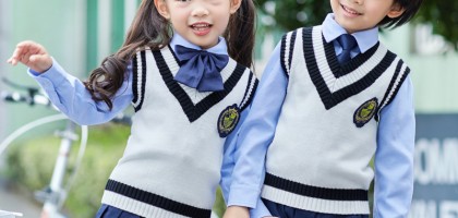 给孩子穿衣的细节和定做幼儿园园服有哪些技巧